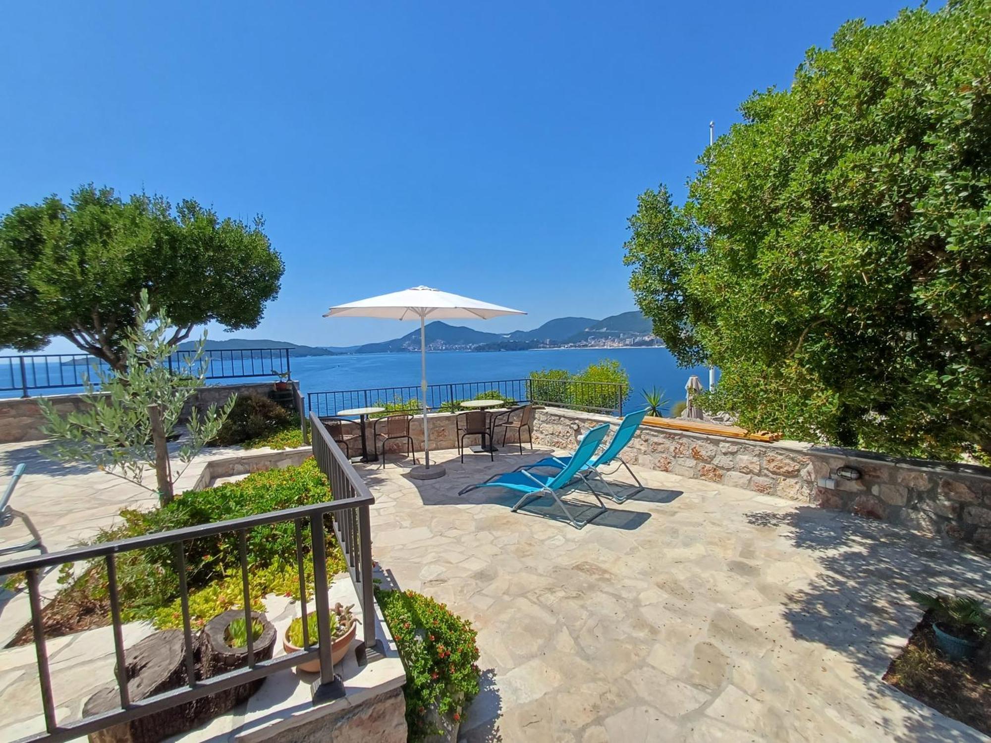 Apartments Mitrovici Milocer Sveti Stefan Ngoại thất bức ảnh