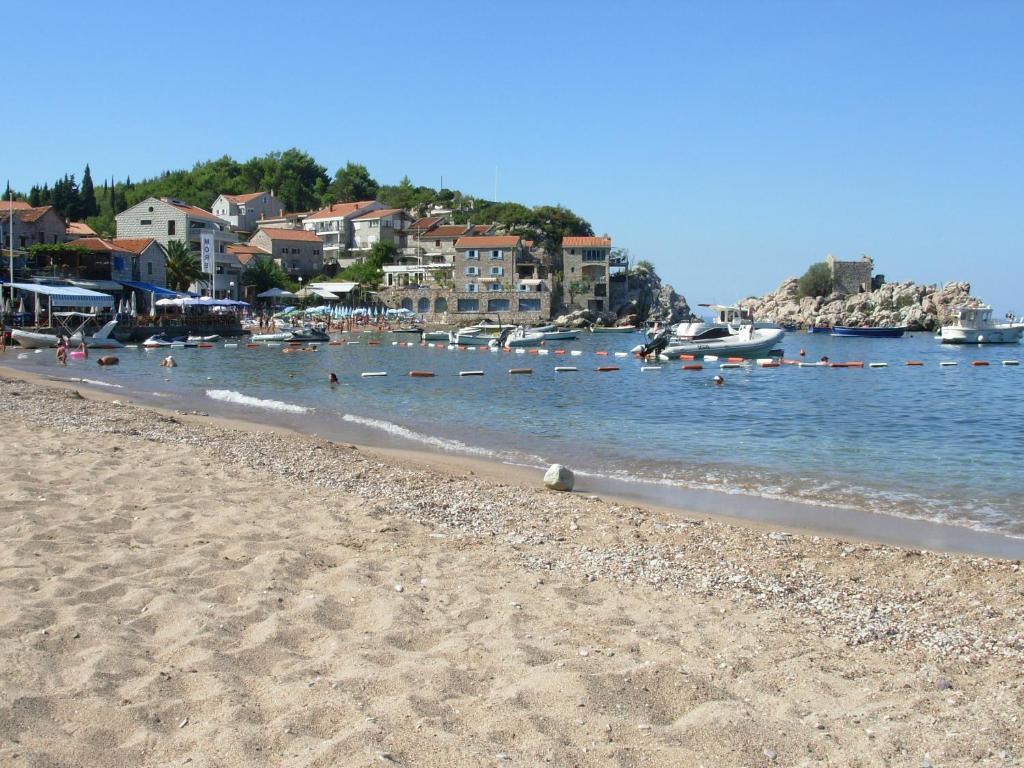 Apartments Mitrovici Milocer Sveti Stefan Ngoại thất bức ảnh